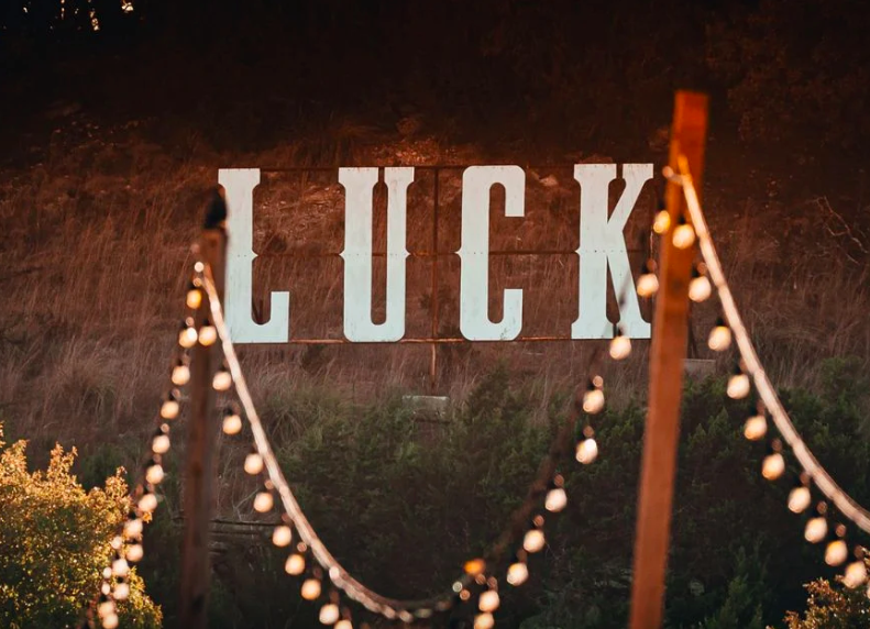 Luck Reunion 2025 Flory Lucretia