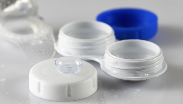 The Ultimate Guide to Finding Free Contact Lenses