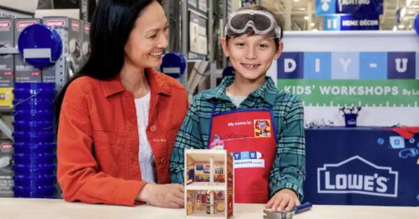 Build & Take Home a FREE Firehouse at Lowe’s!