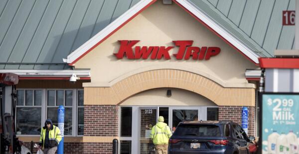 Yours for the Taking – Free 4 ct. Cookies at Kwik Trip!