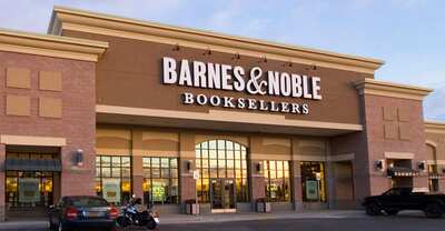 Bring the kids to Barnes & Noble for a FREE book this Summer!