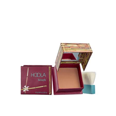 Free Sample of Hoola Bronzer By Benefit Cosmetics
