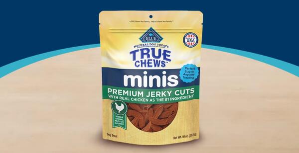 Dog Lovers: Snag a FREE Blue Buffalo True Chews Minis Chatterbox