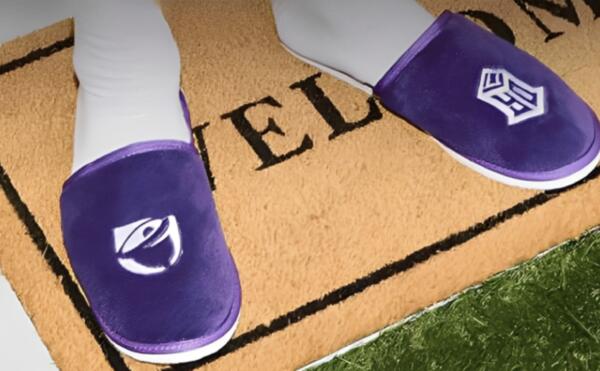 Taco Bell Tuesday = FREE Slippers (First 500 Members)!