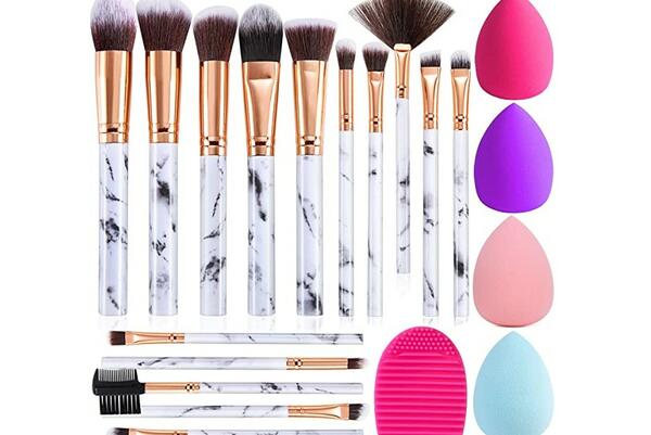 Marble 15-Piece Makeup Brush Set for ONLY $8.99 (Reg. $17.99)